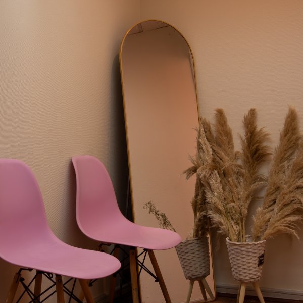 Espacio de espera de Vinamar Nail Studio