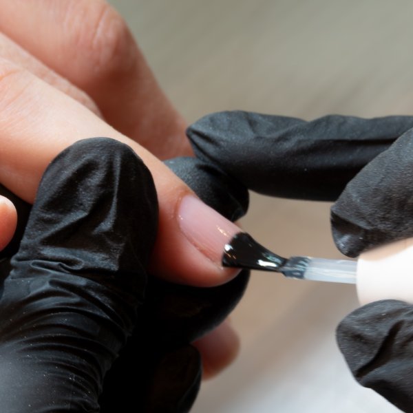Detalle del trabajo de manicura en Vinamar Nail Studio